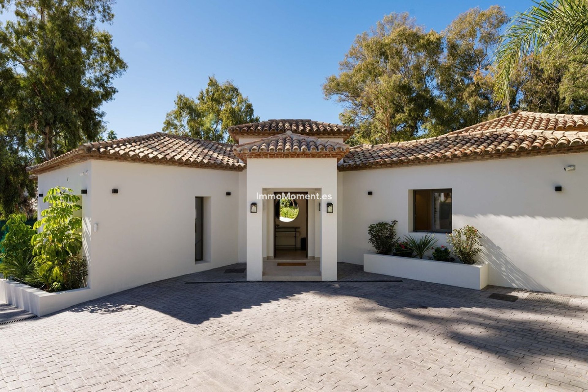 Resale - Detached villa - Marbella - Nueva Andalucía