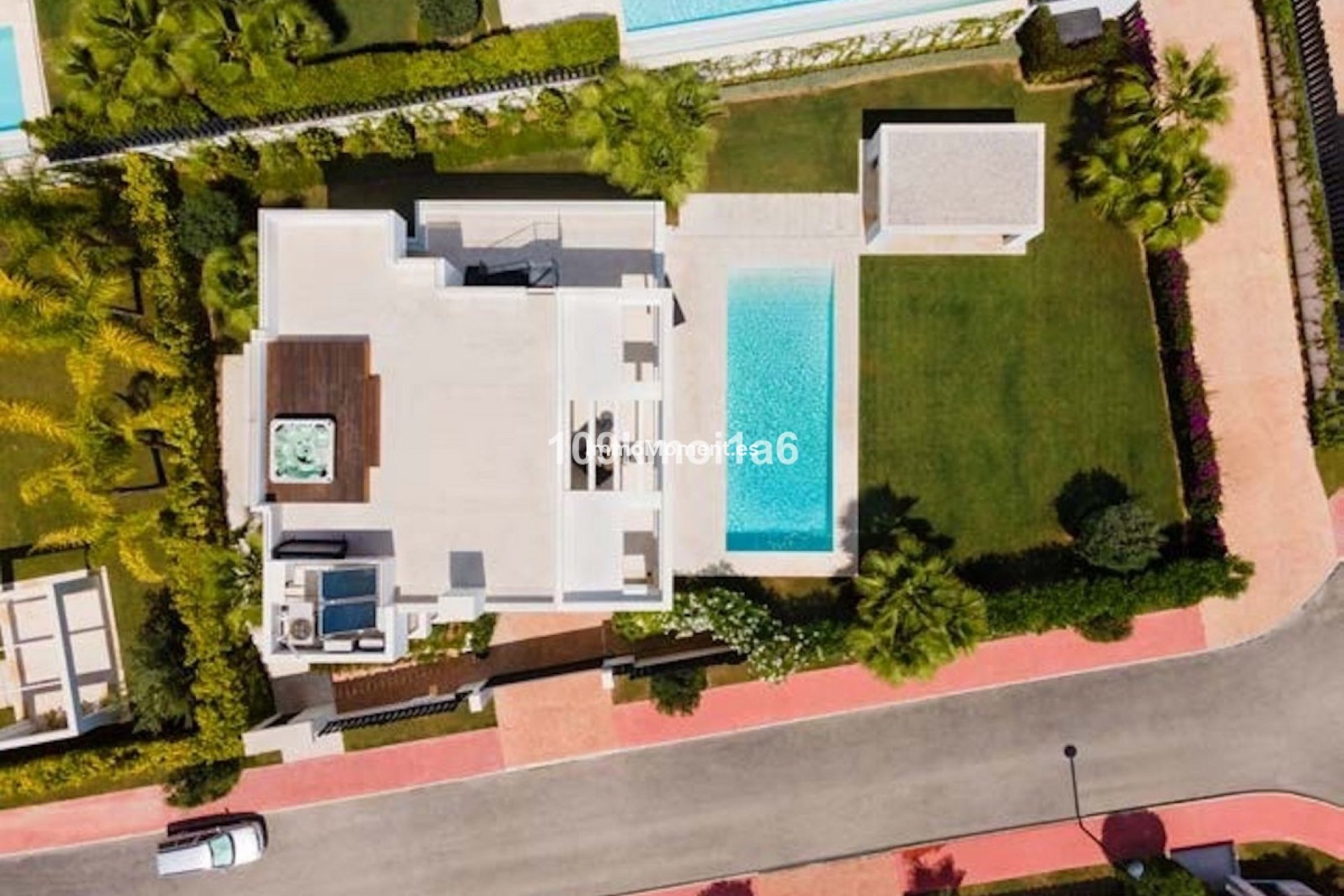 Resale - Detached villa - Marbella - Nueva Andalucía