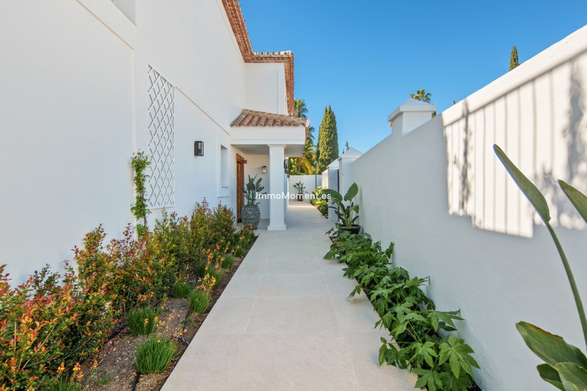 Resale - Detached villa - Marbella - Nueva Andalucía