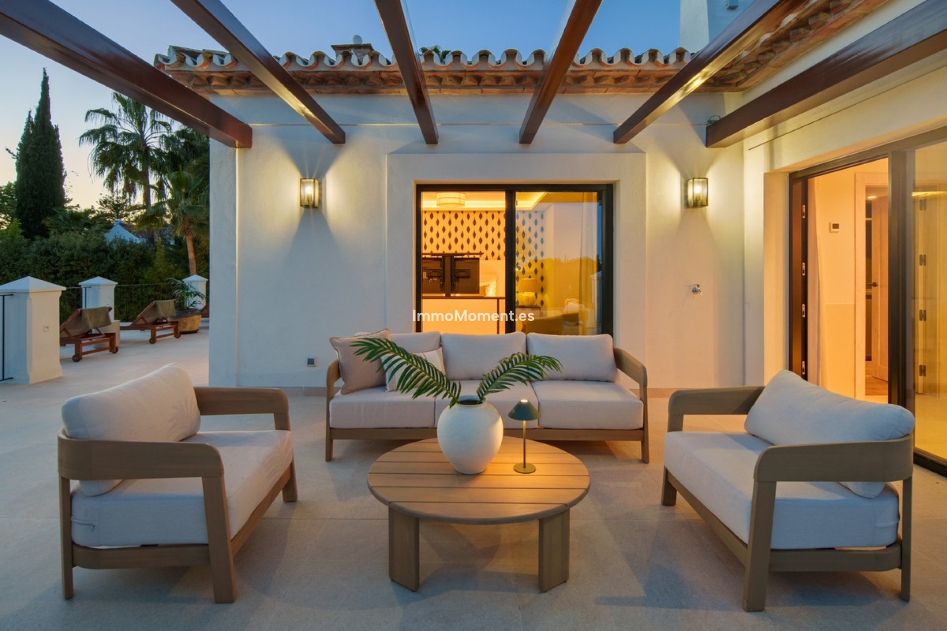 Resale - Detached villa - Marbella - Nueva Andalucía