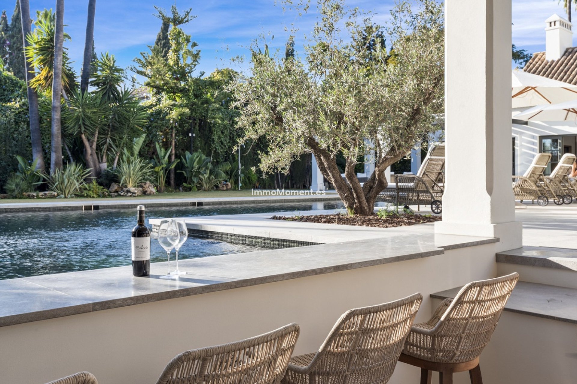 Resale - Detached villa - Marbella - Nueva Andalucía