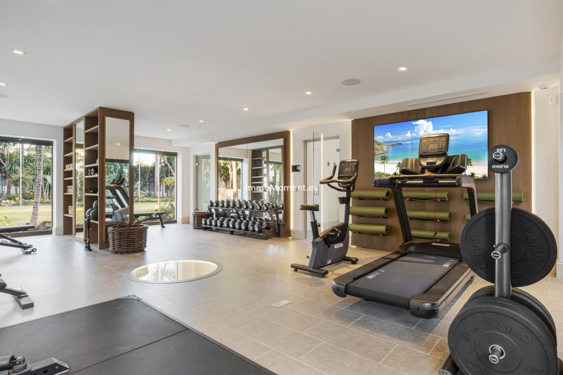 Resale - Detached villa - Marbella - Nueva Andalucía