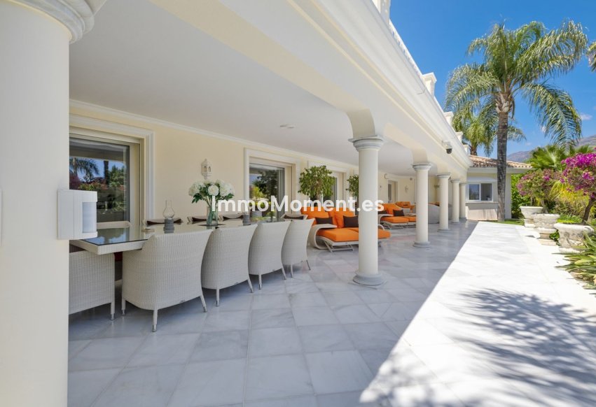 Resale - Detached villa - Marbella - Nueva Andalucía