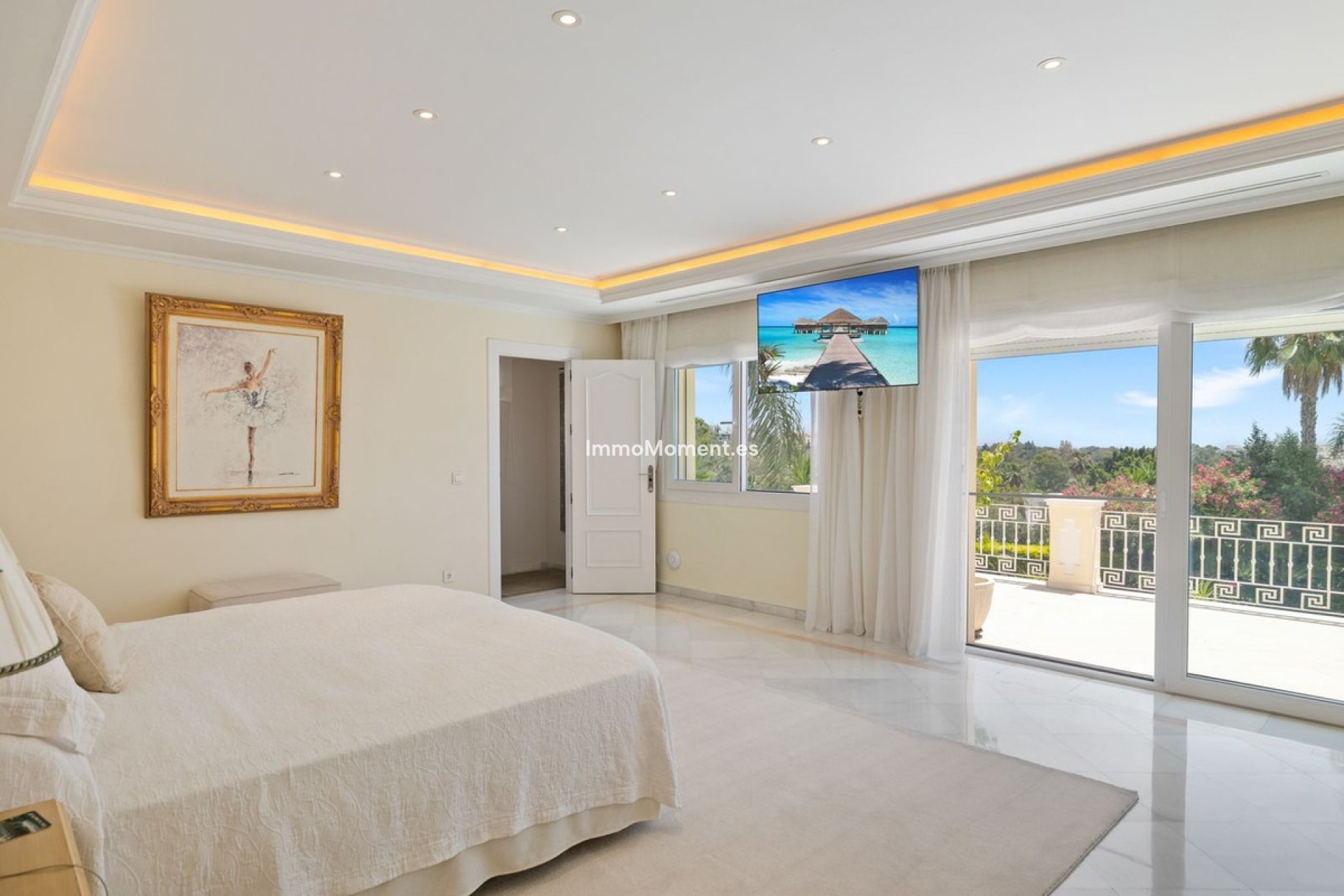 Resale - Detached villa - Marbella - Nueva Andalucía