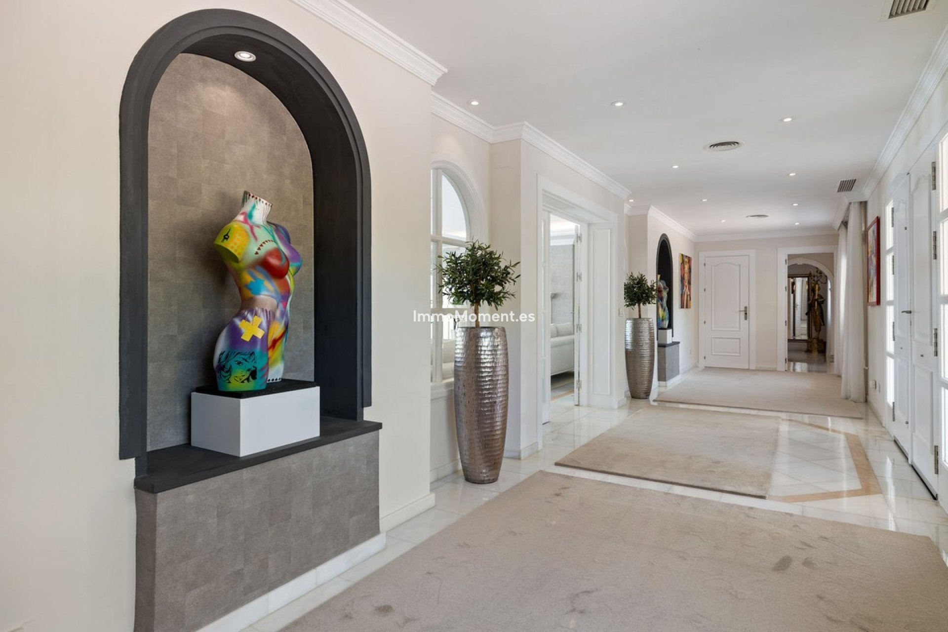 Resale - Detached villa - Marbella - Nueva Andalucía