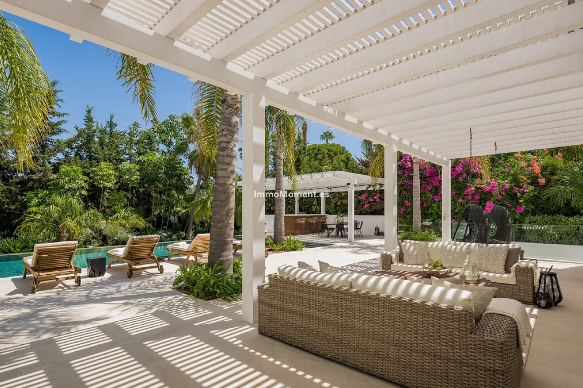 Resale - Detached villa - Marbella - Nueva Andalucía