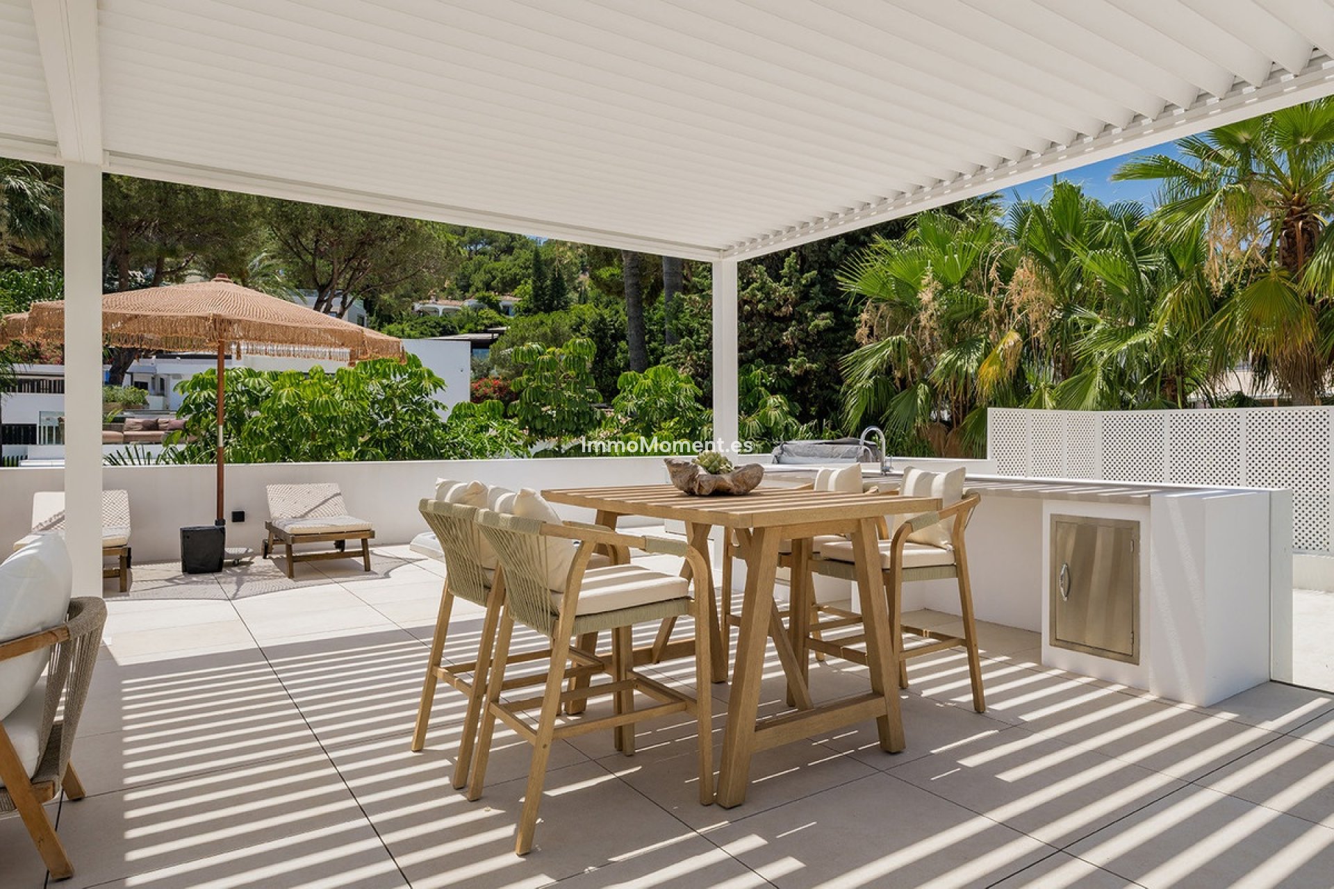 Resale - Detached villa - Marbella - Nueva Andalucía
