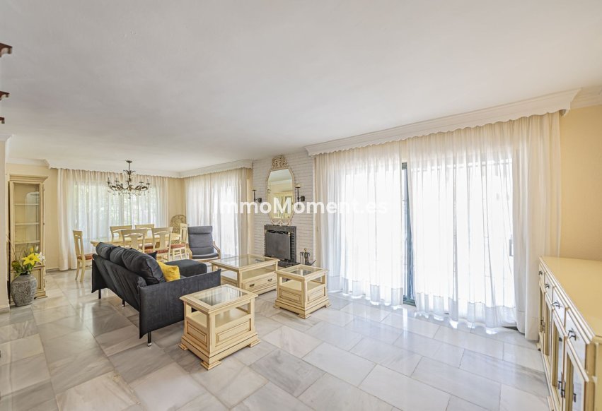 Resale - Detached villa - Marbella - Nueva Andalucía