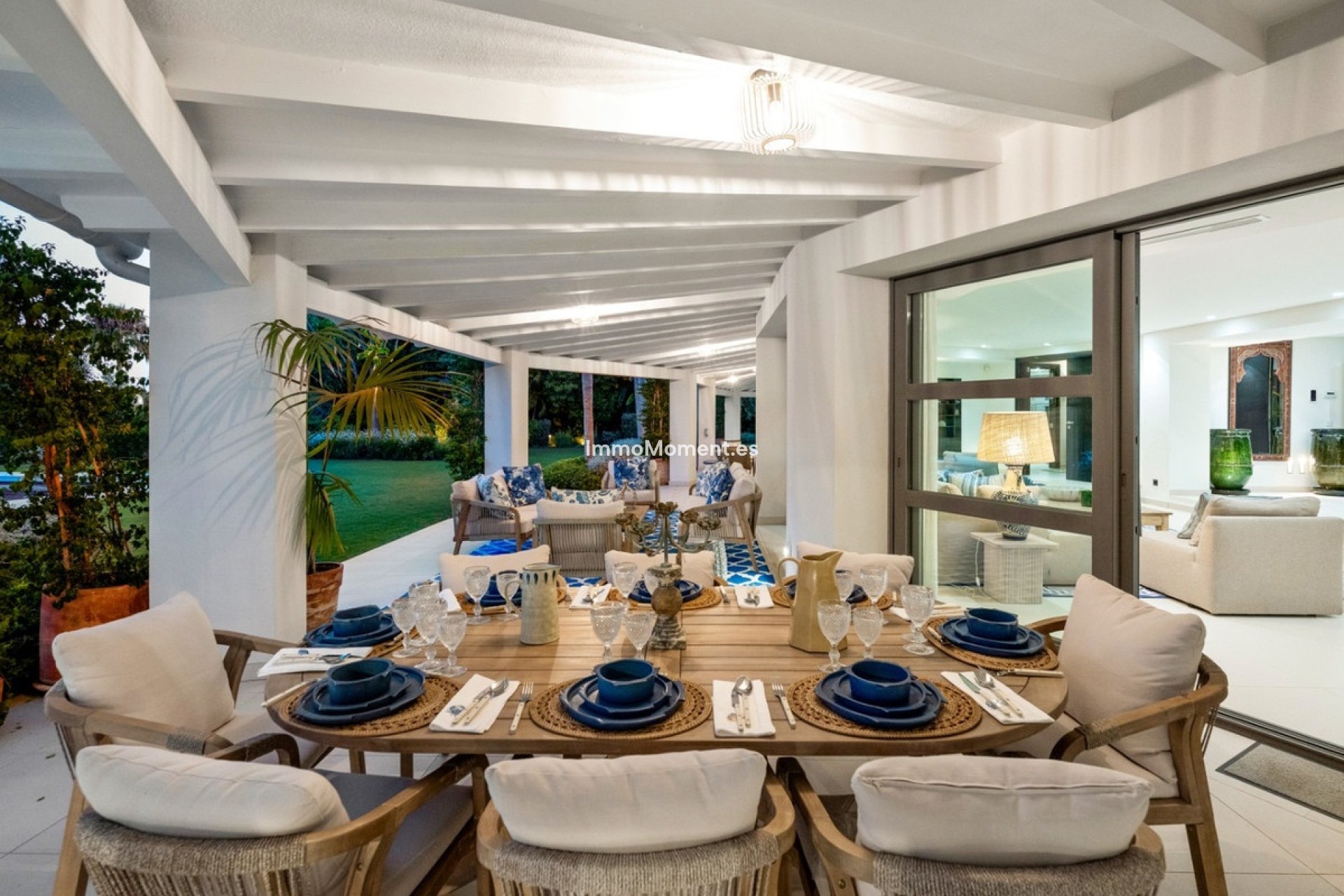 Resale - Detached villa - Marbella - Nueva Andalucía