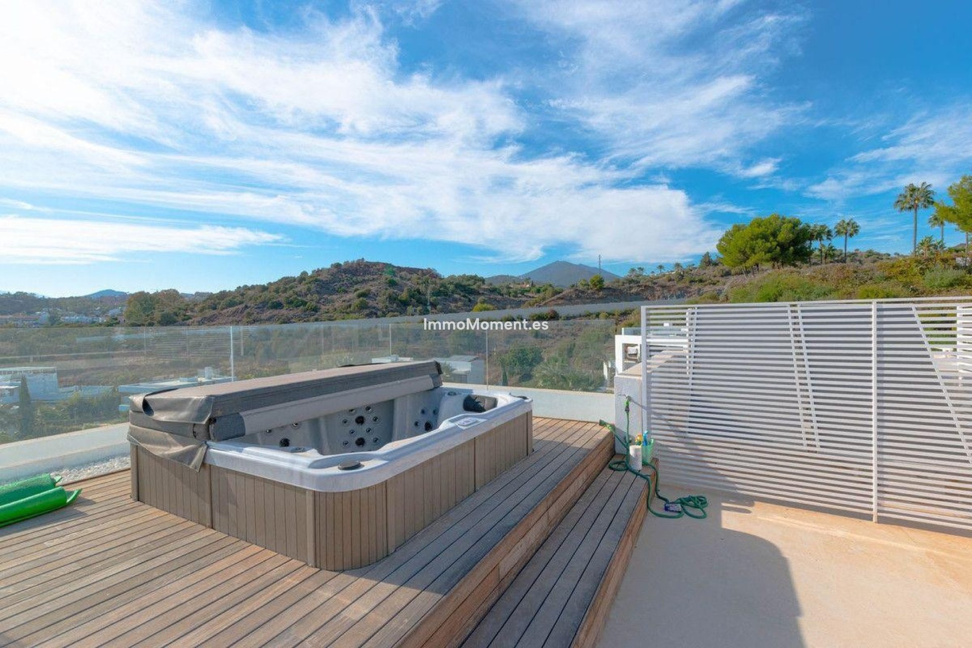 Resale - Detached villa - Marbella - Nueva Andalucía