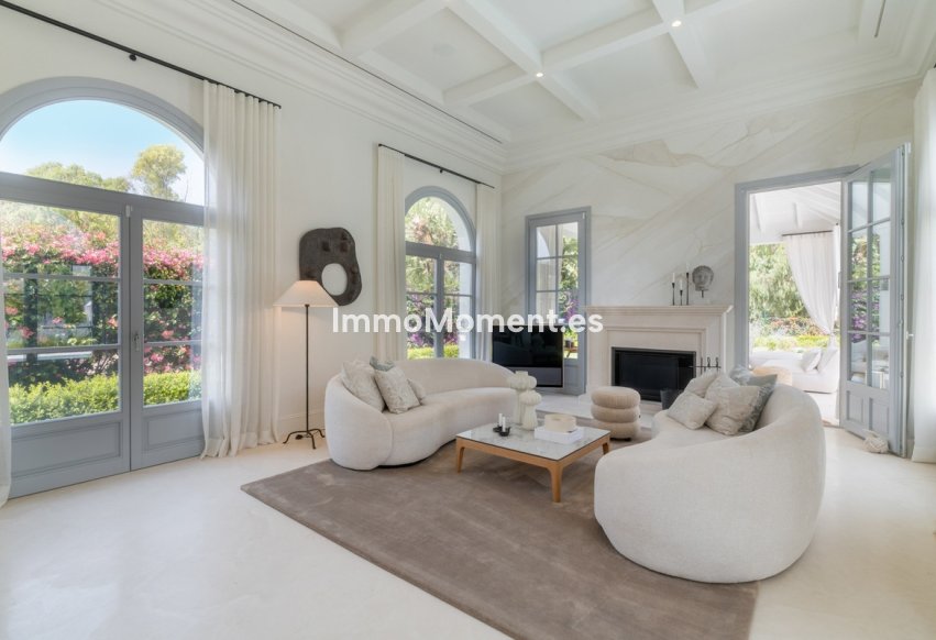 Resale - Detached villa - Marbella - Nueva Andalucía