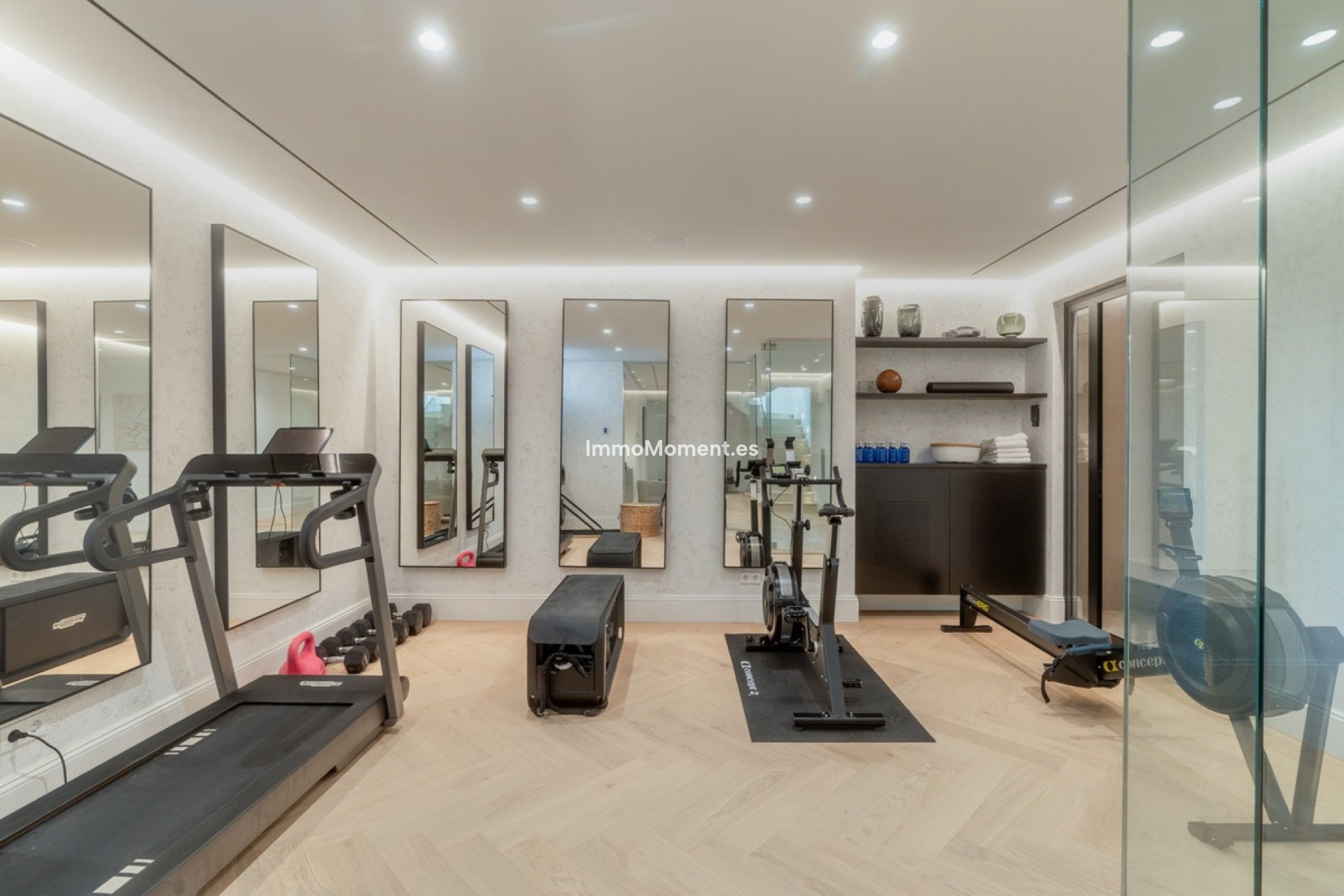 Resale - Detached villa - Marbella - Nueva Andalucía