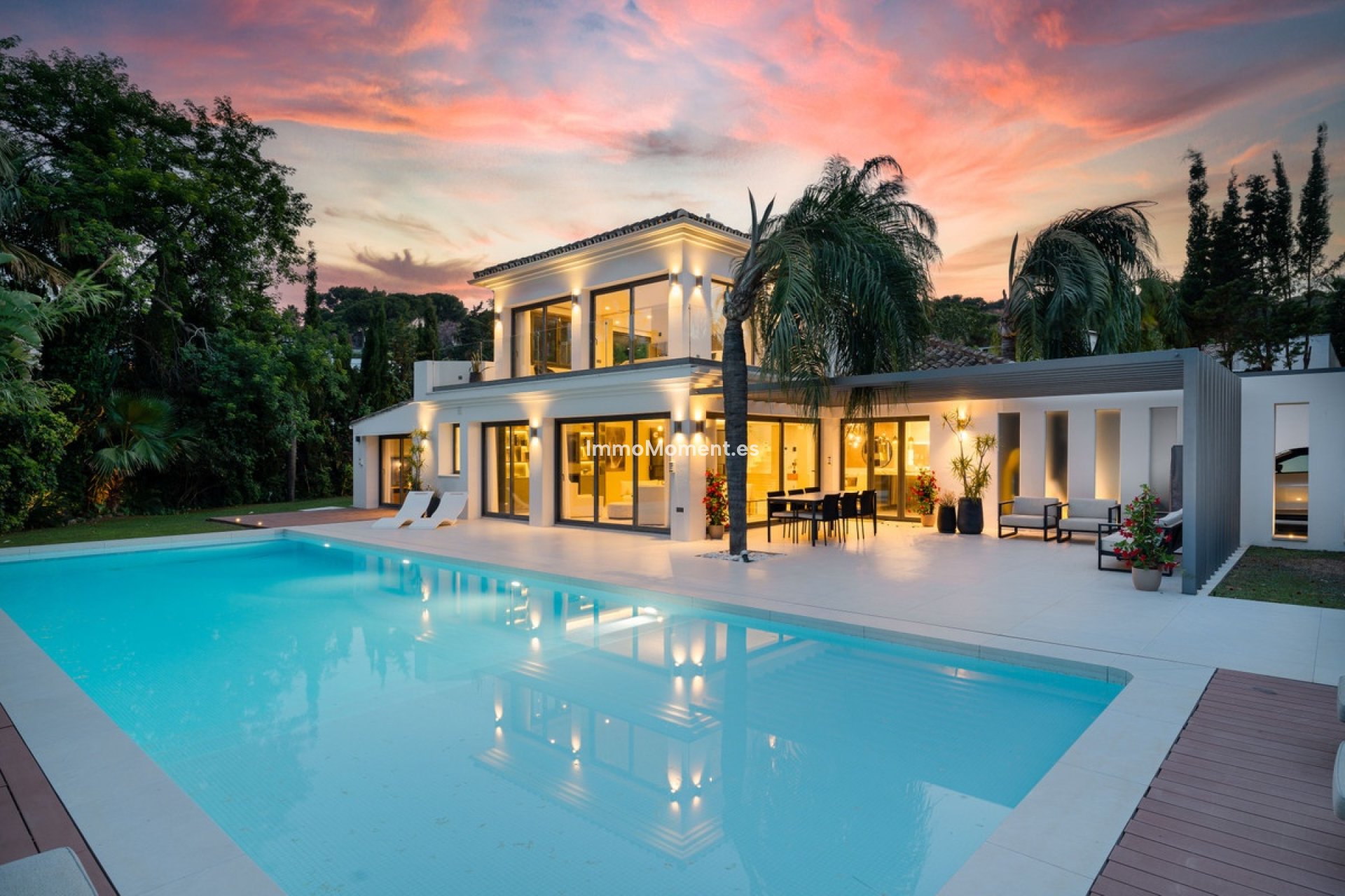 Resale - Detached villa - Marbella - Nueva Andalucía