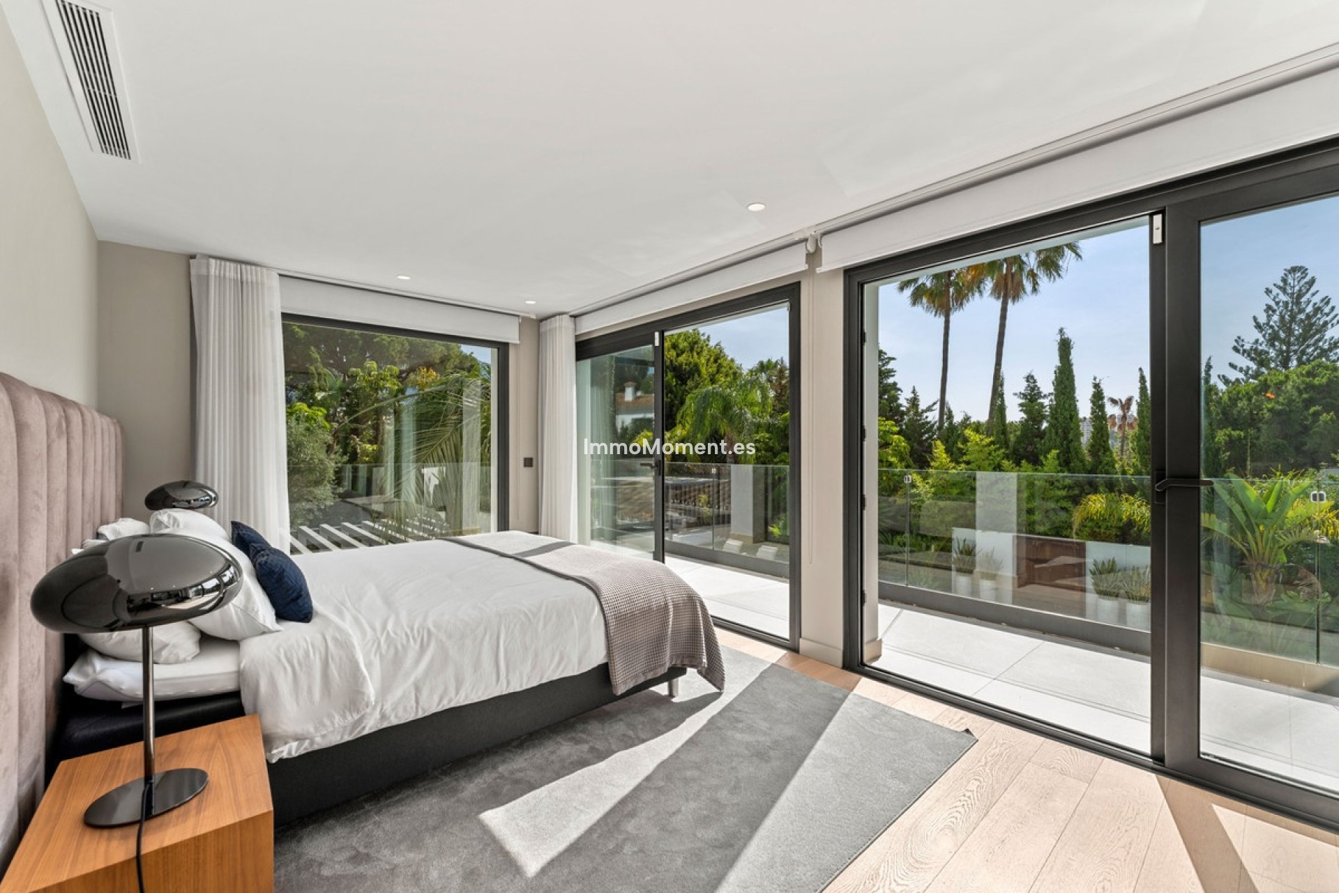 Resale - Detached villa - Marbella - Nueva Andalucía