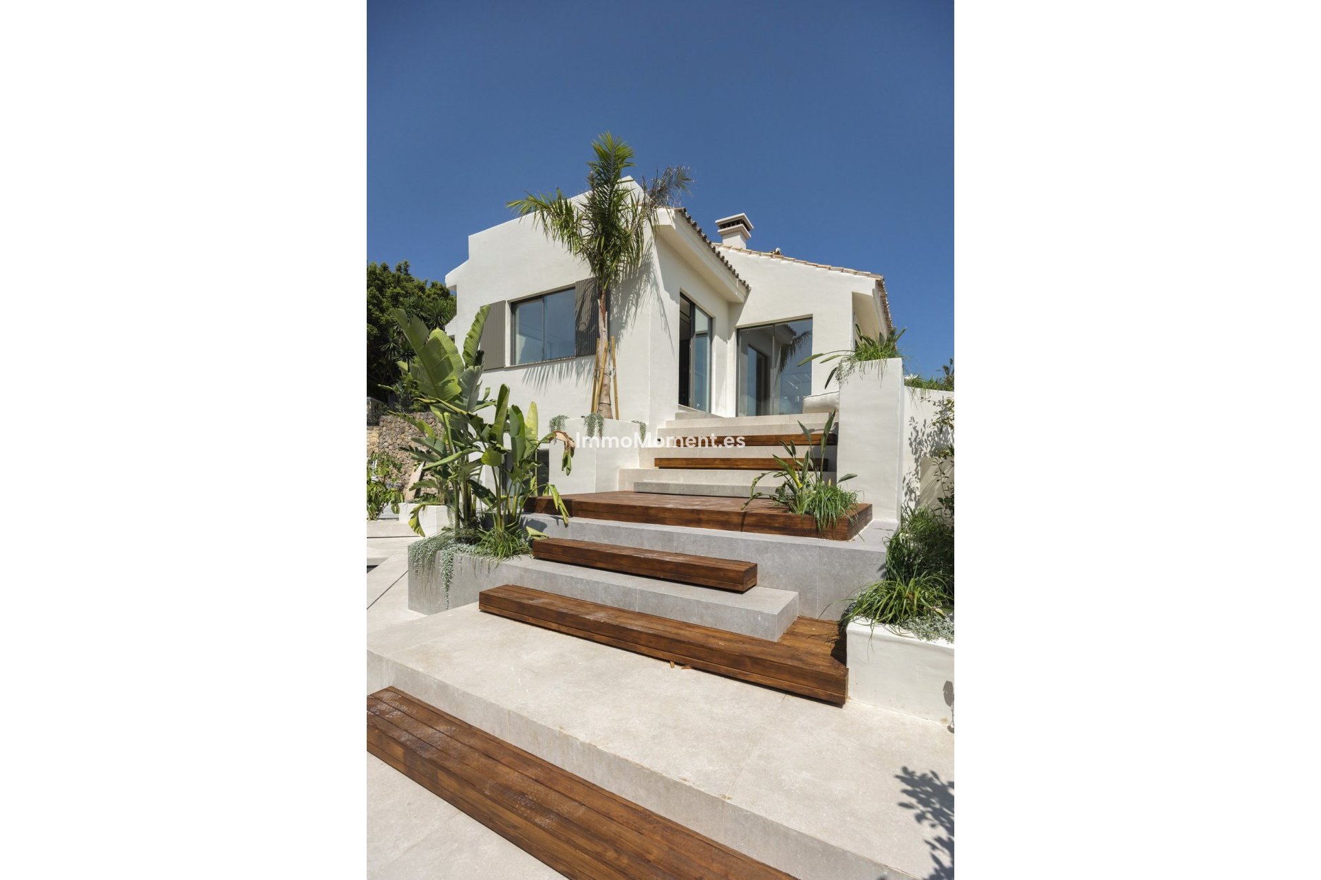 Resale - Detached villa - Marbella - Nueva Andalucía