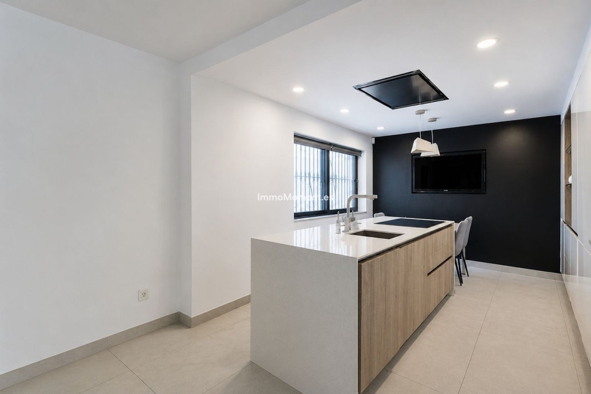 Resale - Detached villa - Marbella - Nueva Andalucía