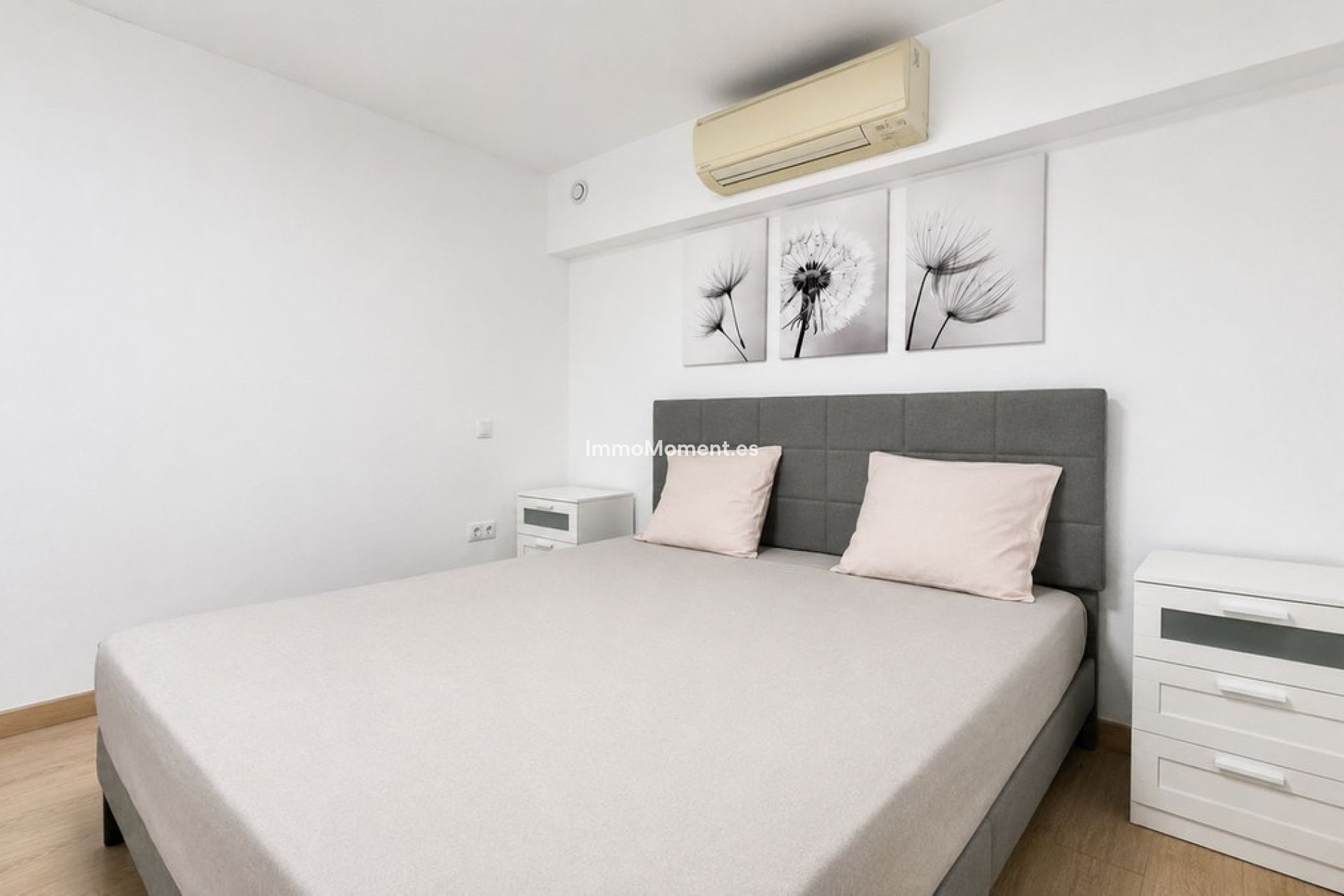 Resale - Detached villa - Marbella - Nueva Andalucía