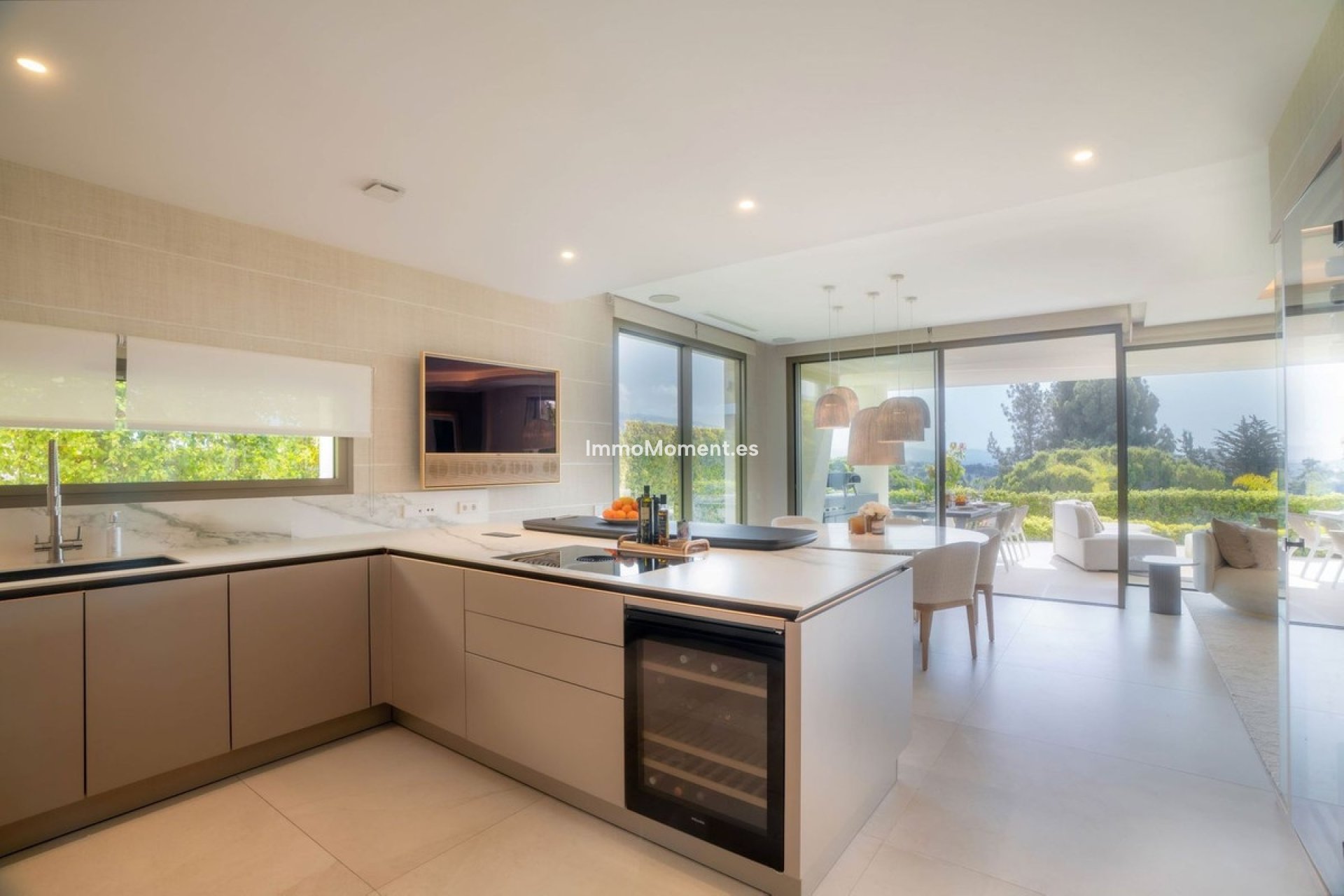 Resale - Detached villa - Marbella - Nueva Andalucía