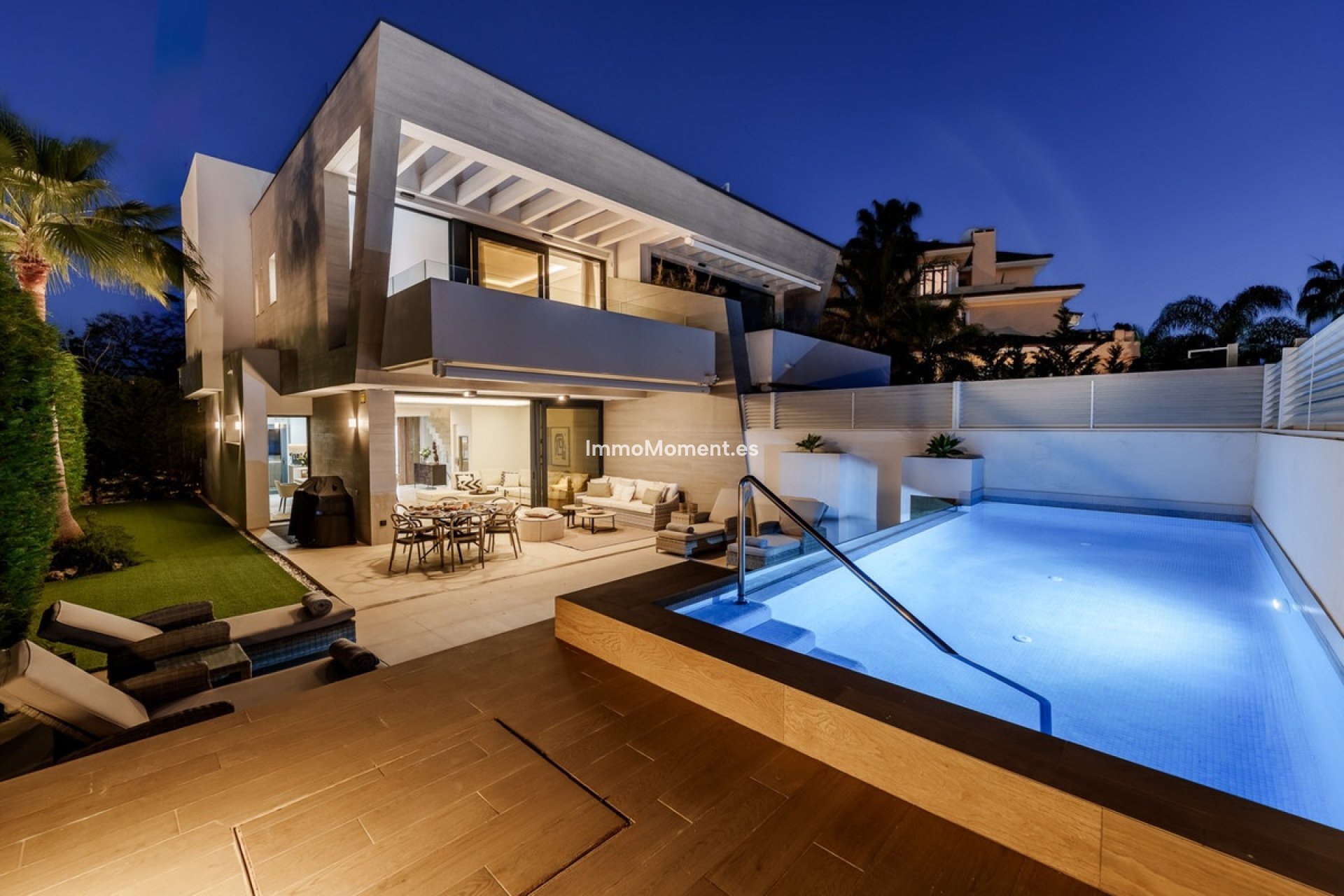 Resale - Detached villa - Marbella - Puerto Banús