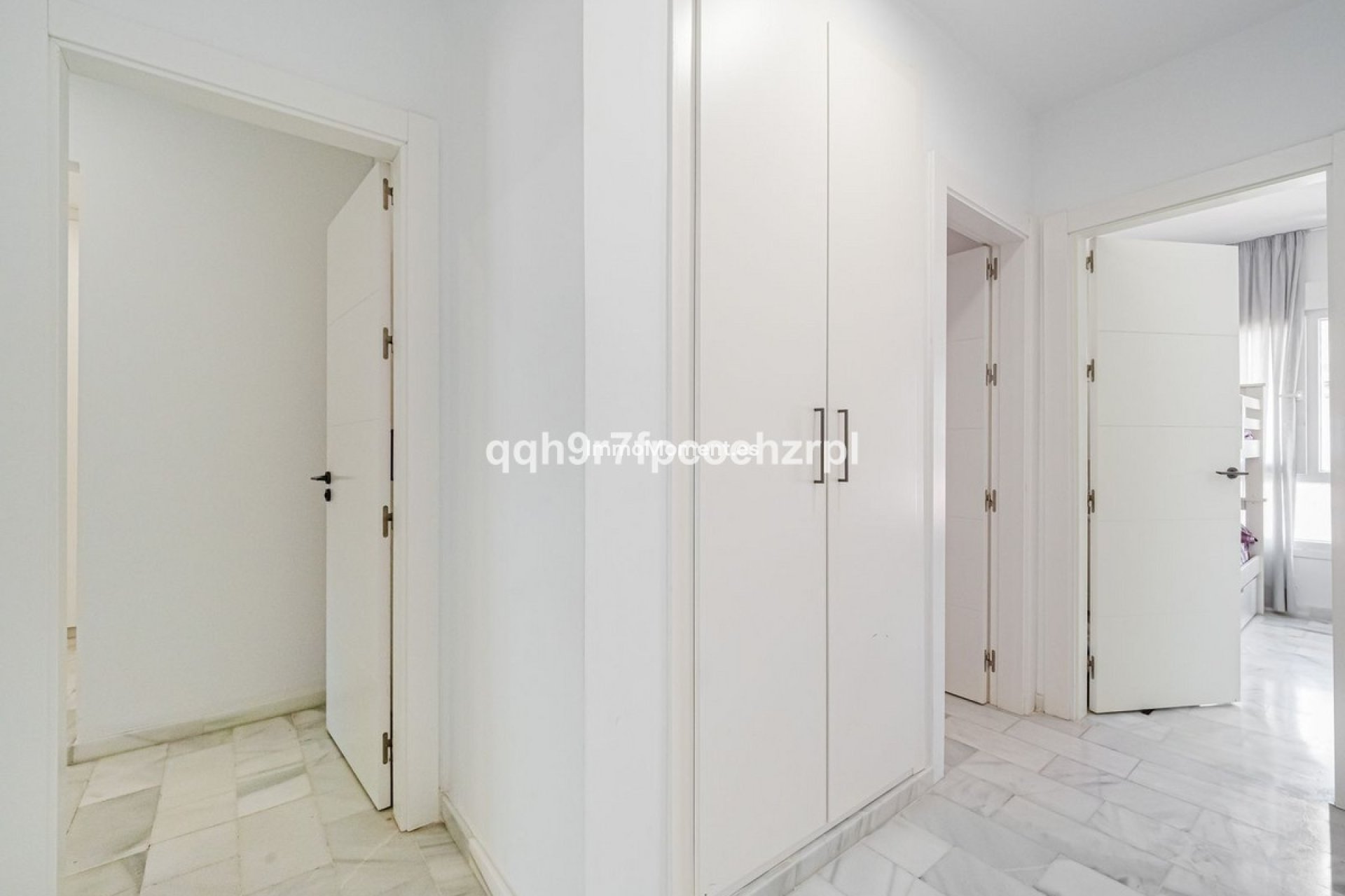 Resale - Detached villa - Marbella - Reserva de Marbella