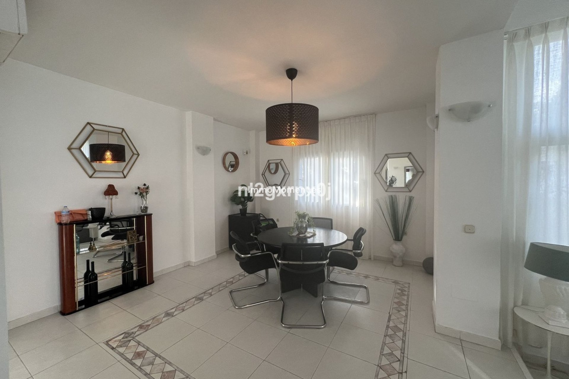 Resale - Detached villa - Marbella - Reserva de Marbella