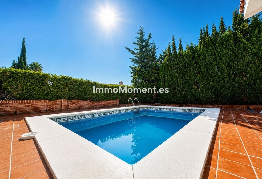 Resale - Detached villa - Marbella - Río Real