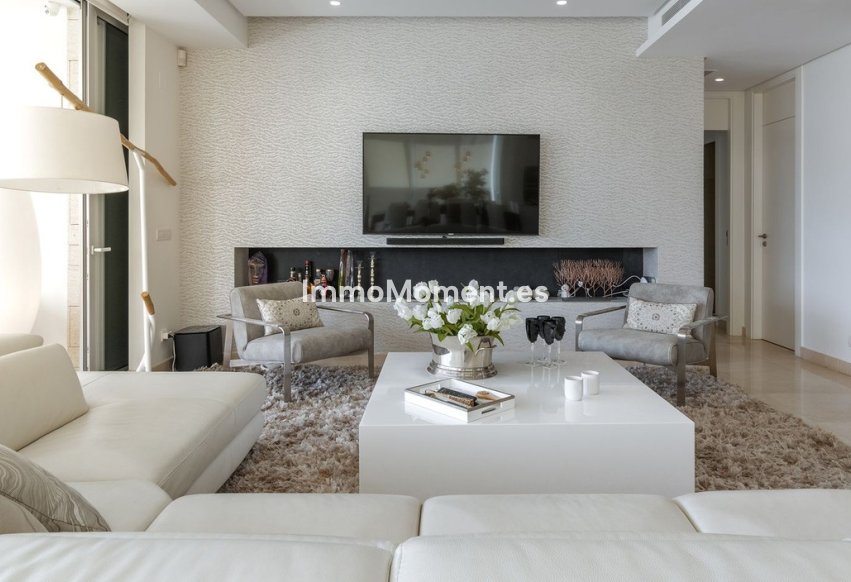 Resale - Detached villa - Marbella - Río Real