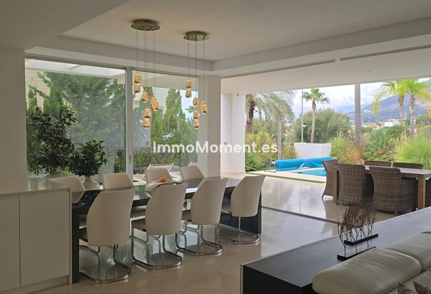 Resale - Detached villa - Marbella - Río Real
