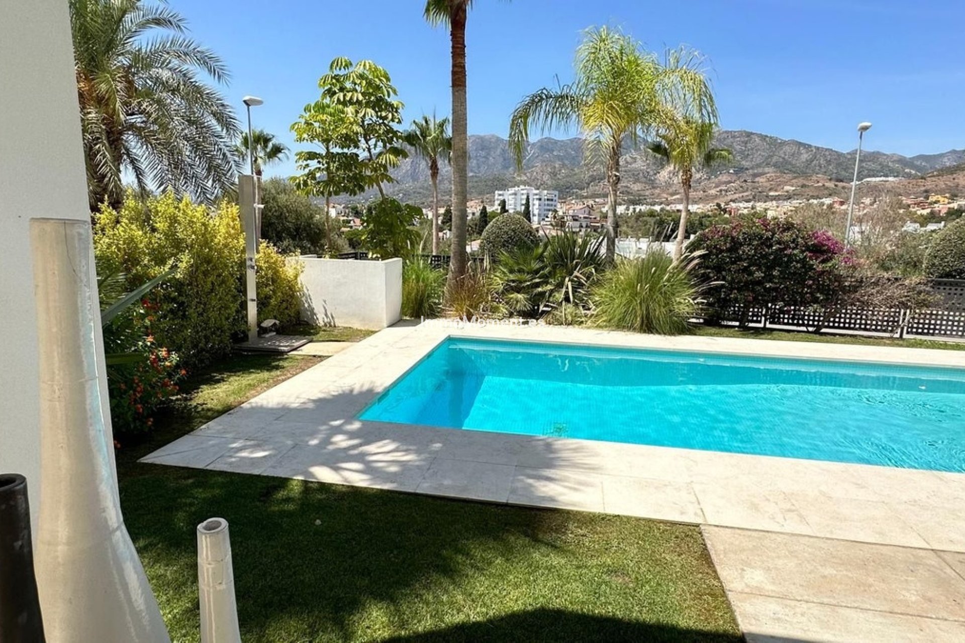 Resale - Detached villa - Marbella - Río Real