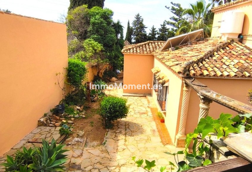 Resale - Detached villa - Marbella - Río Real