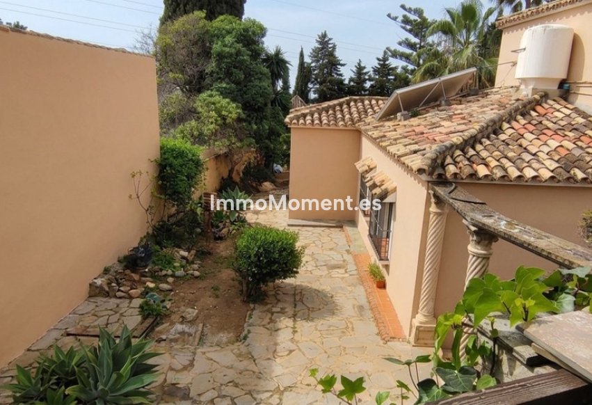 Resale - Detached villa - Marbella - Río Real