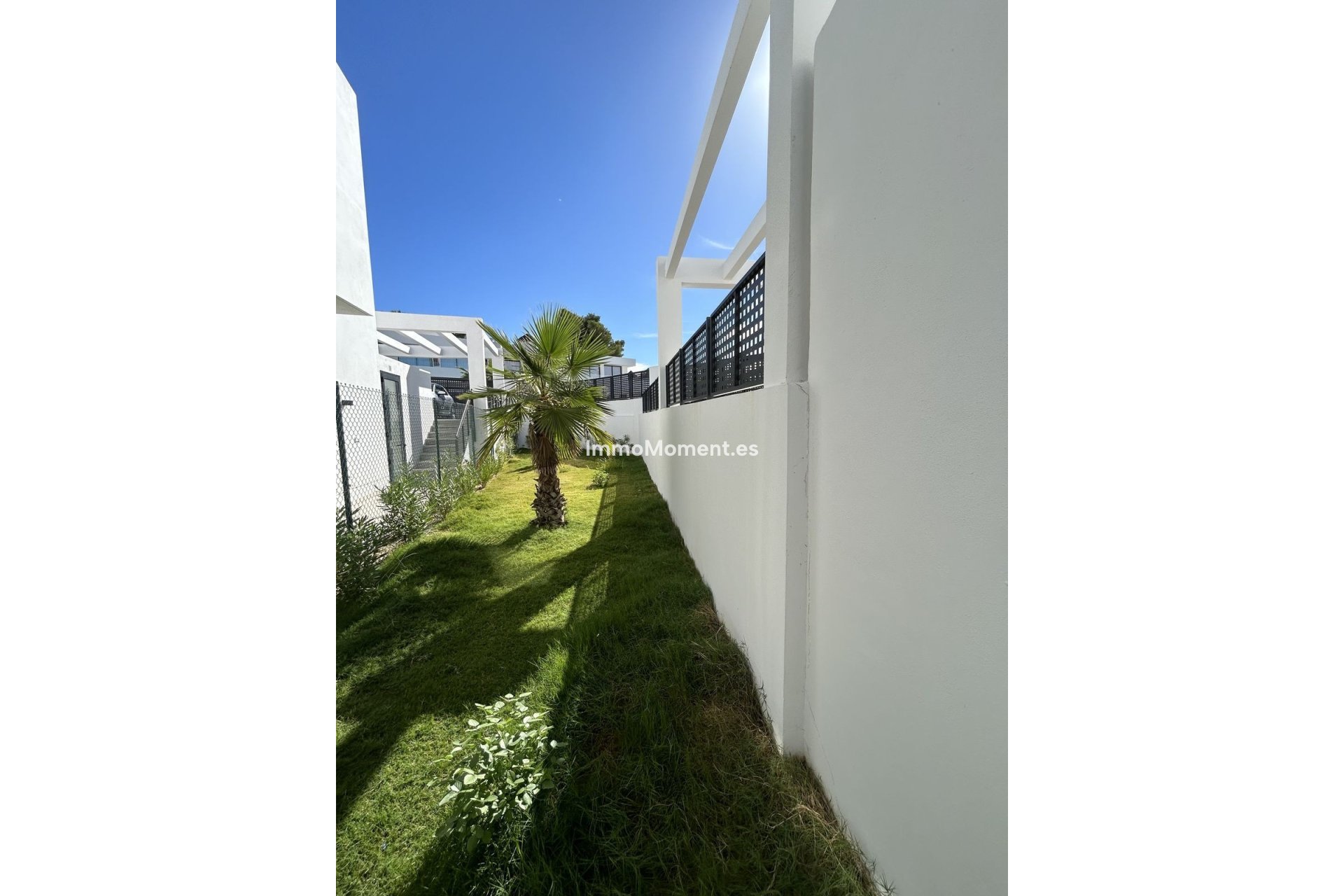 Resale - Detached villa - Marbella - Río Real