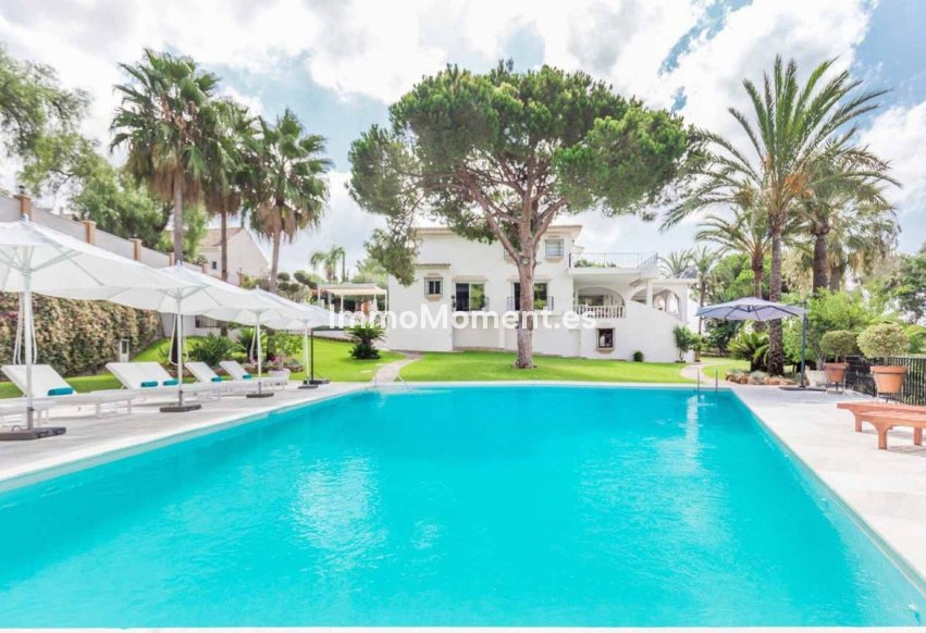 Resale - Detached villa - Marbella - Río Real