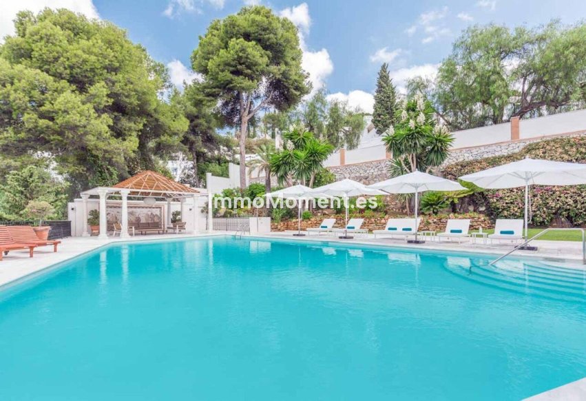 Resale - Detached villa - Marbella - Río Real