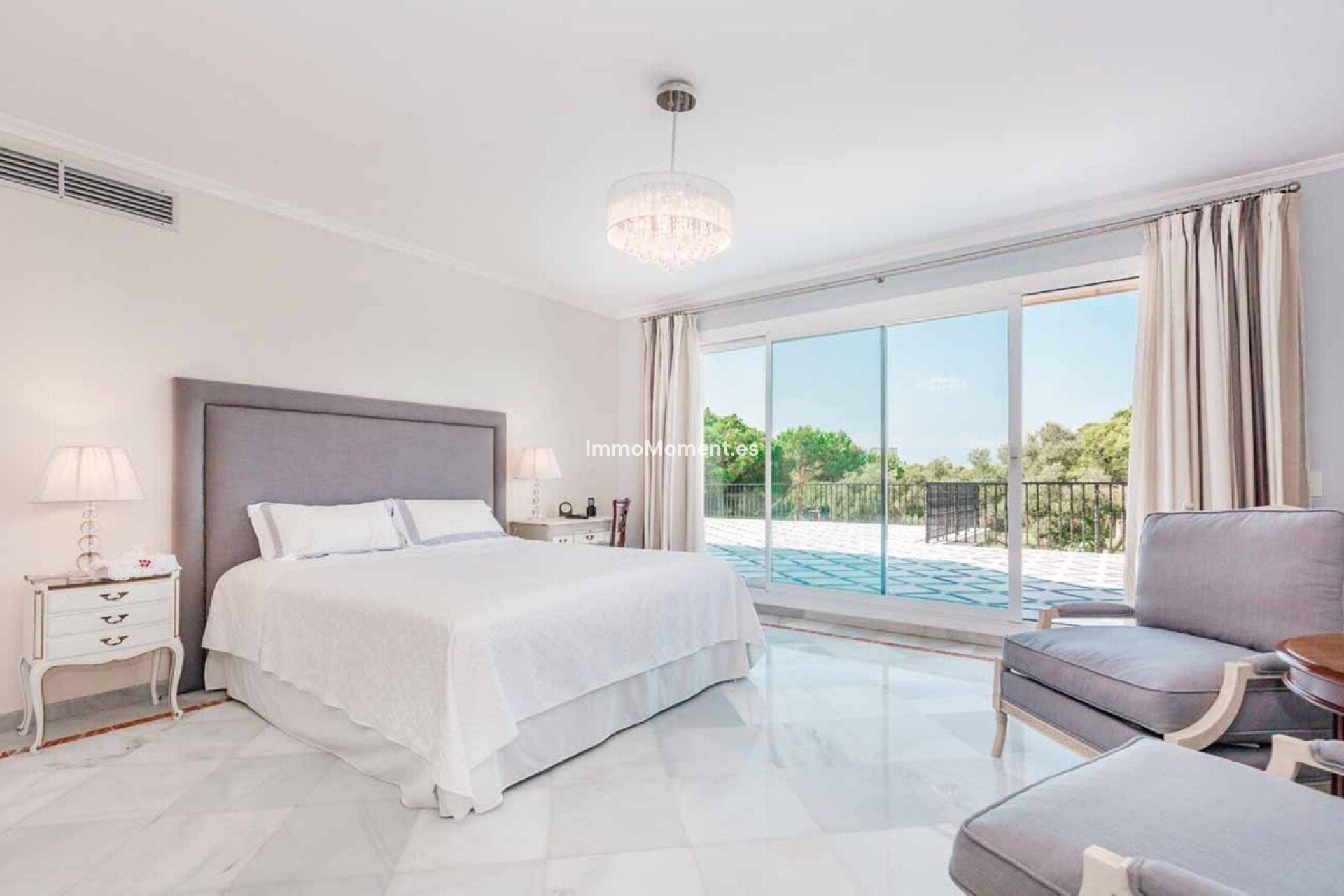 Resale - Detached villa - Marbella - Río Real