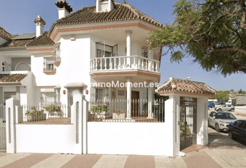 Resale - Detached villa - Marbella - San Pedro de Alcántara