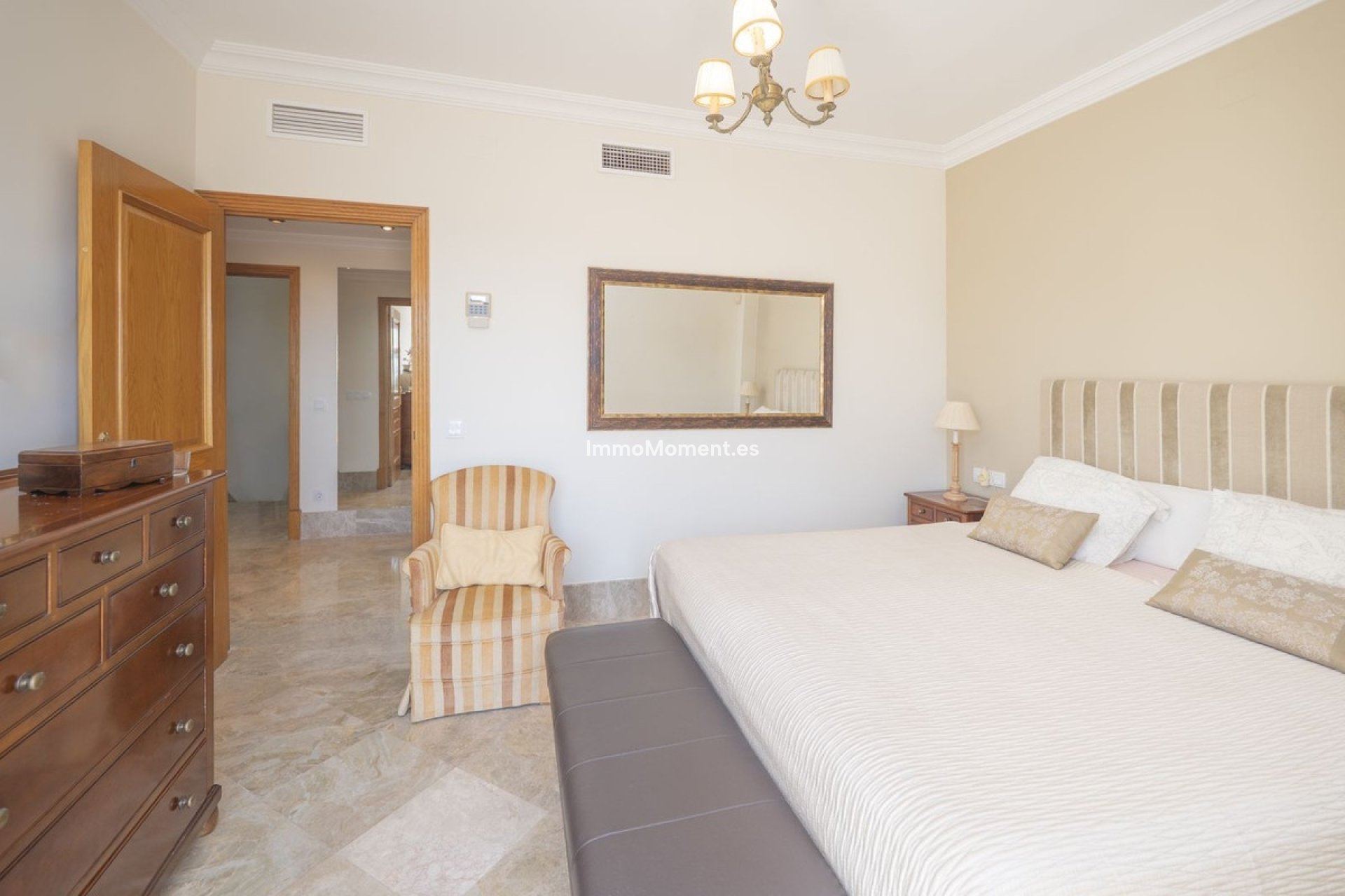 Resale - Detached villa - Marbella - Santa Clara