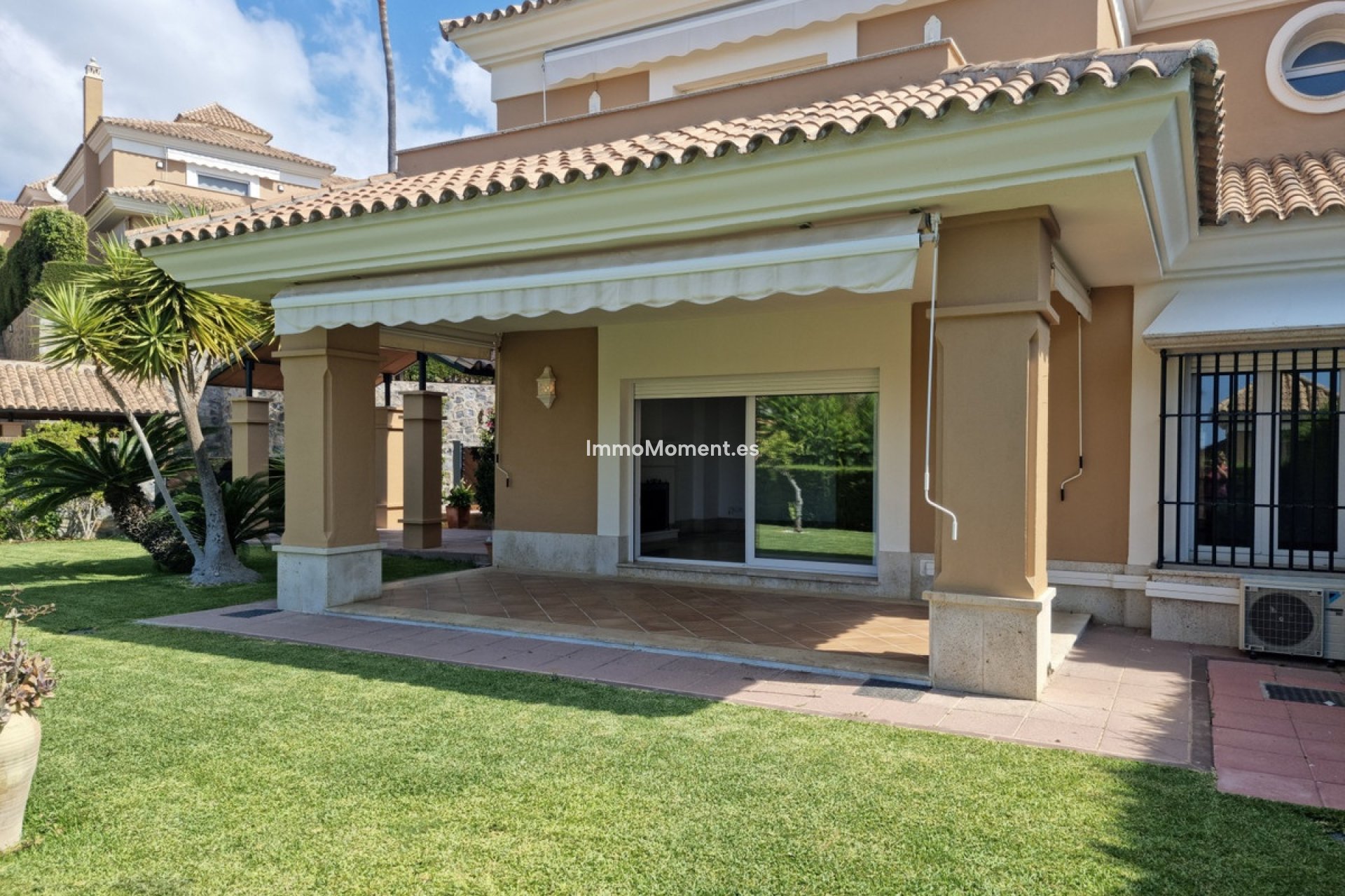 Resale - Detached villa - Marbella - Santa Clara