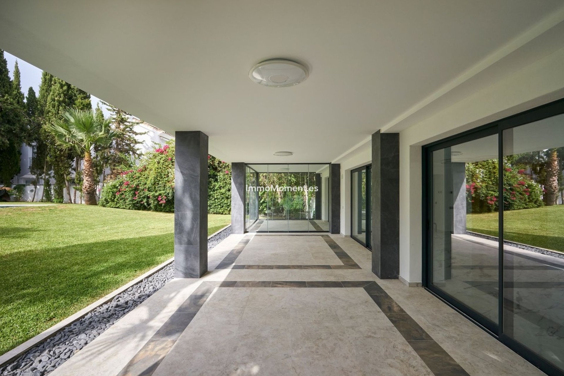 Resale - Detached villa - Marbella - Sierra Blanca