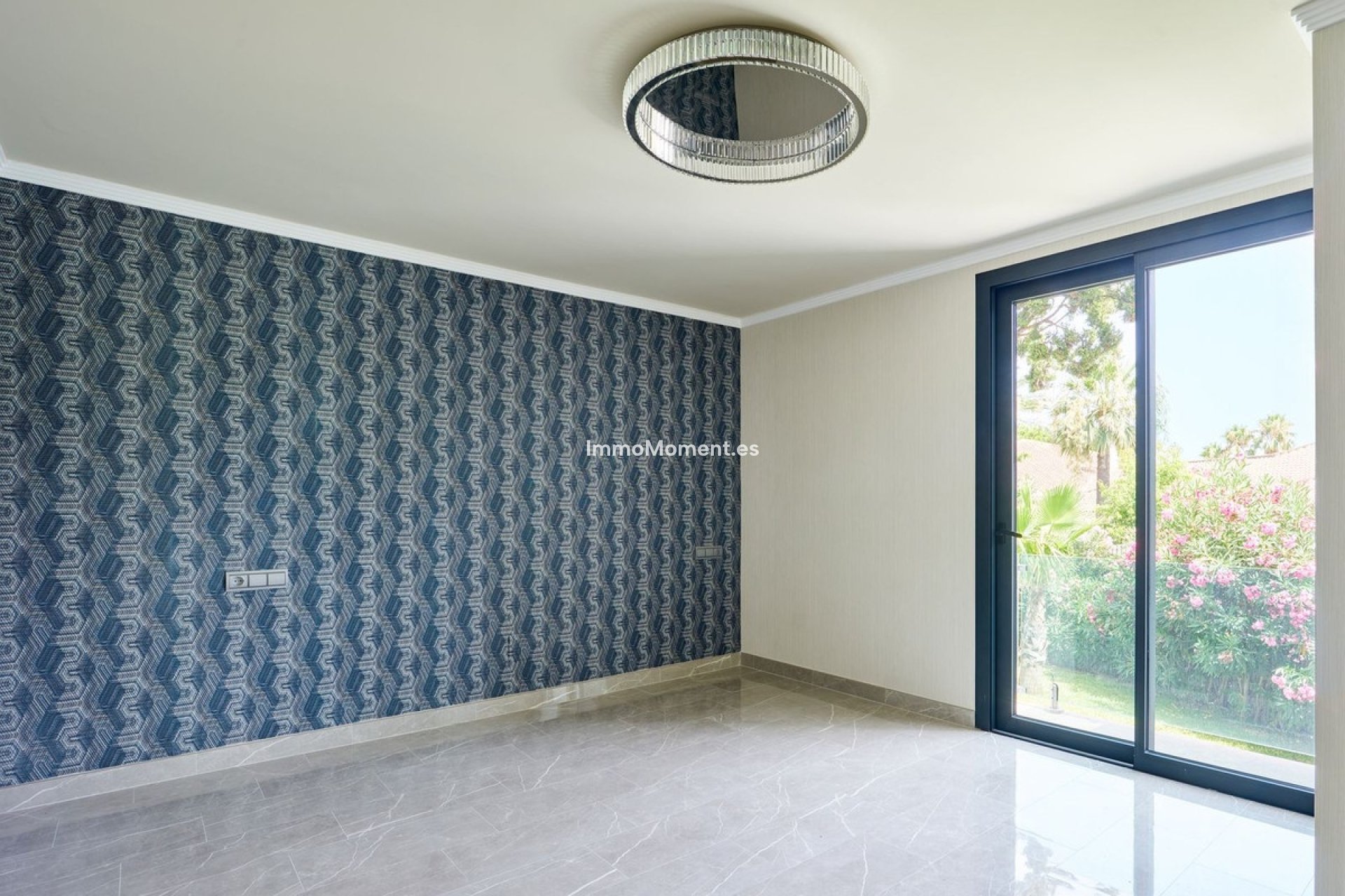 Resale - Detached villa - Marbella - Sierra Blanca