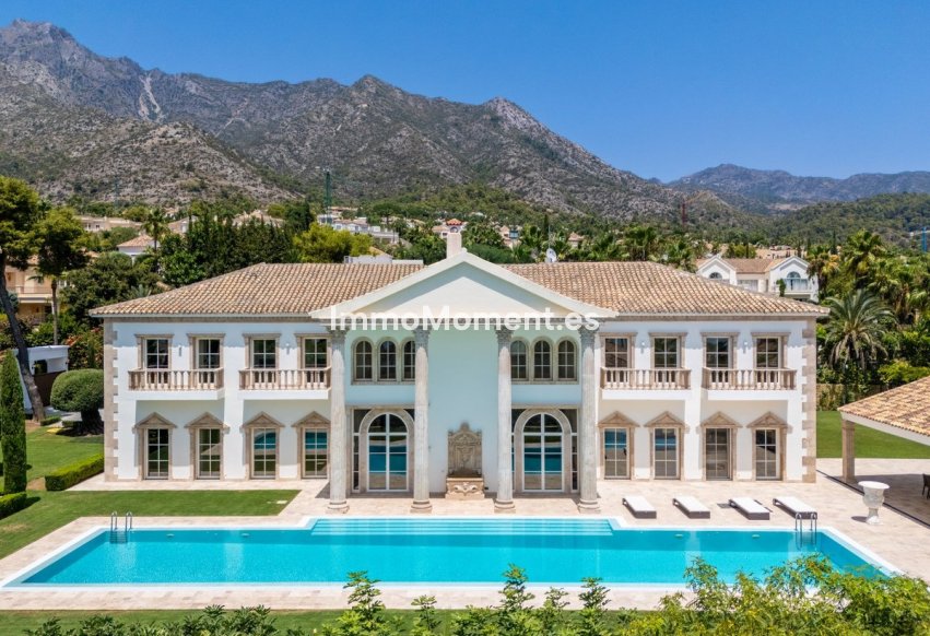 Resale - Detached villa - Marbella - Sierra Blanca
