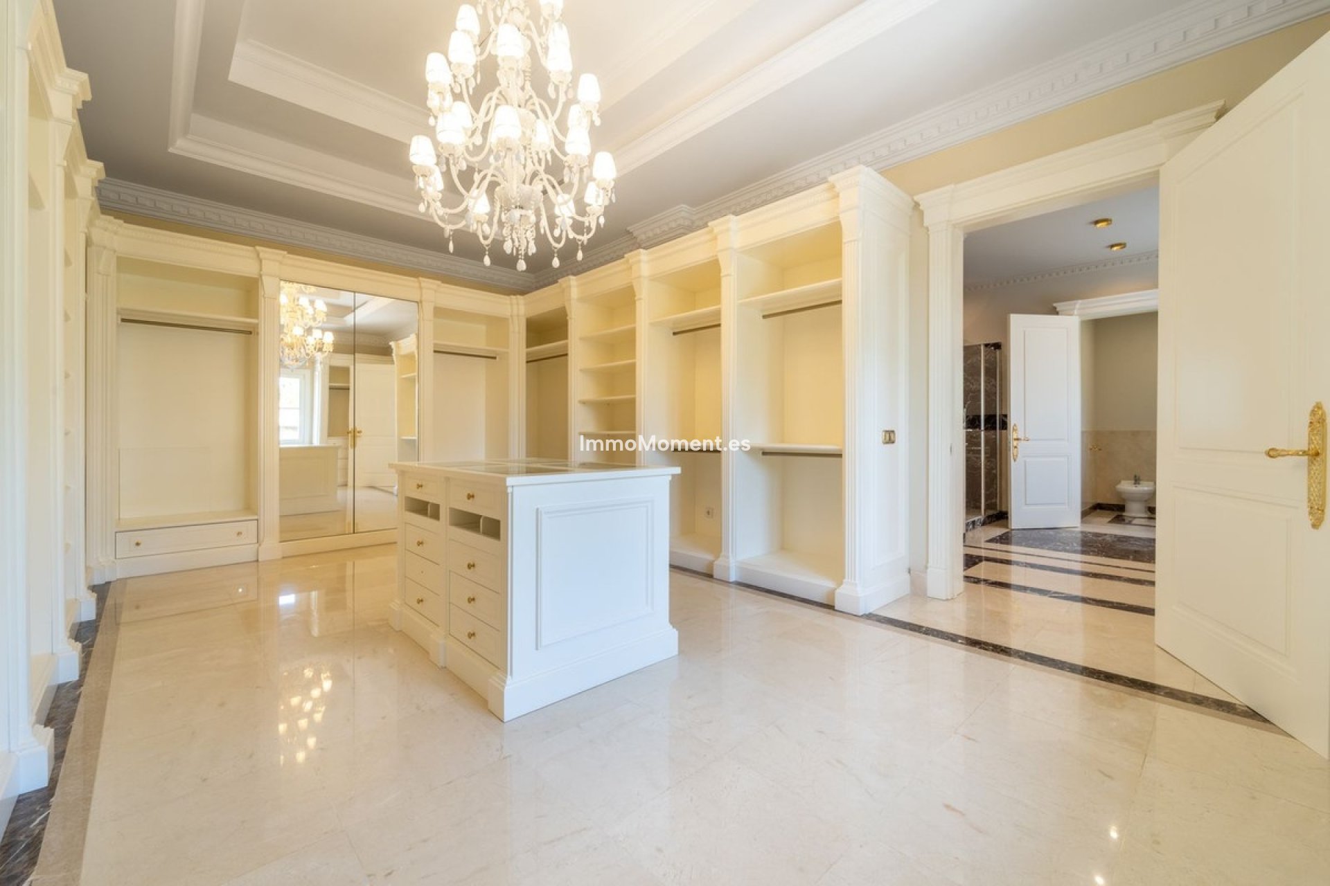 Resale - Detached villa - Marbella - Sierra Blanca