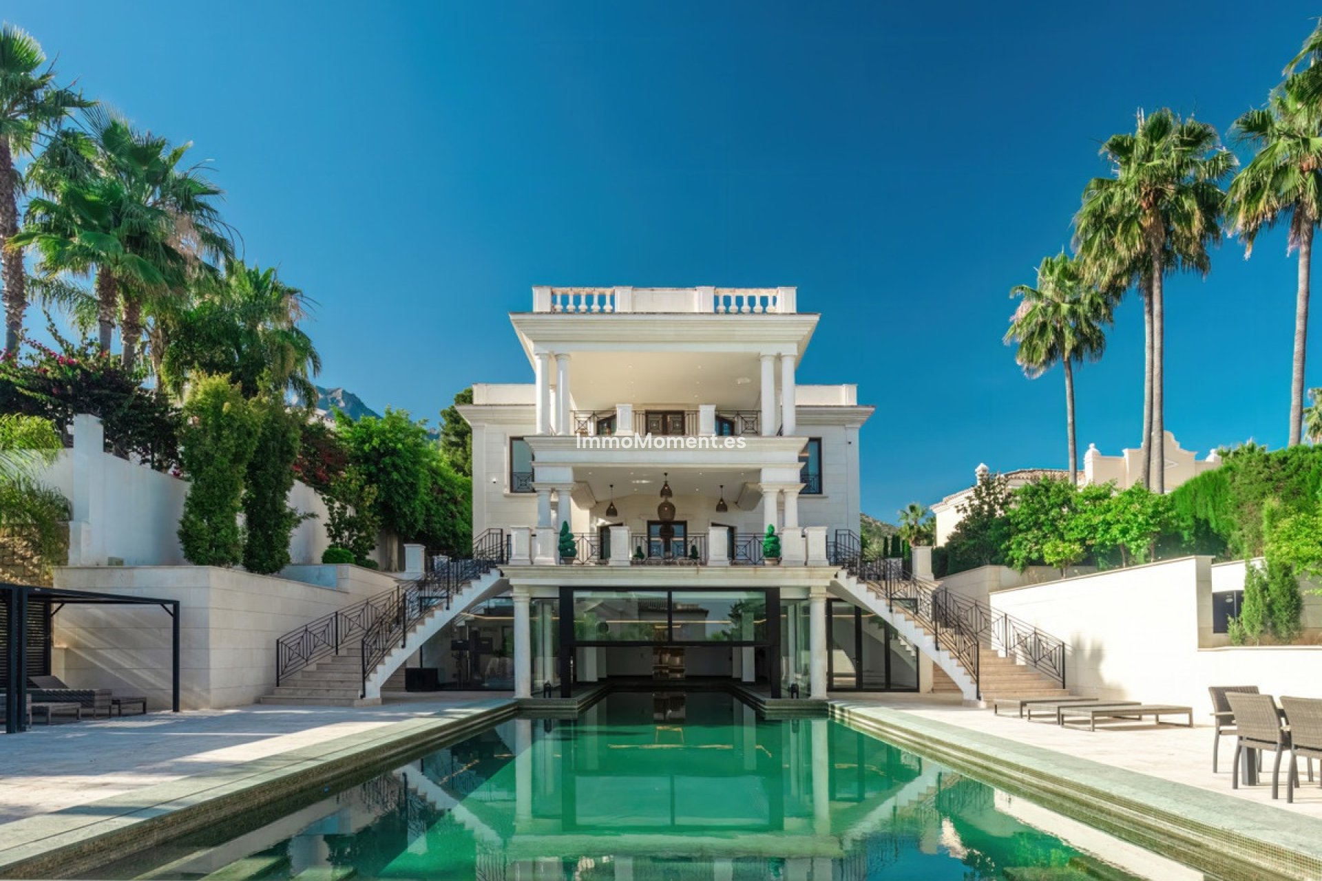 Resale - Detached villa - Marbella - Sierra Blanca