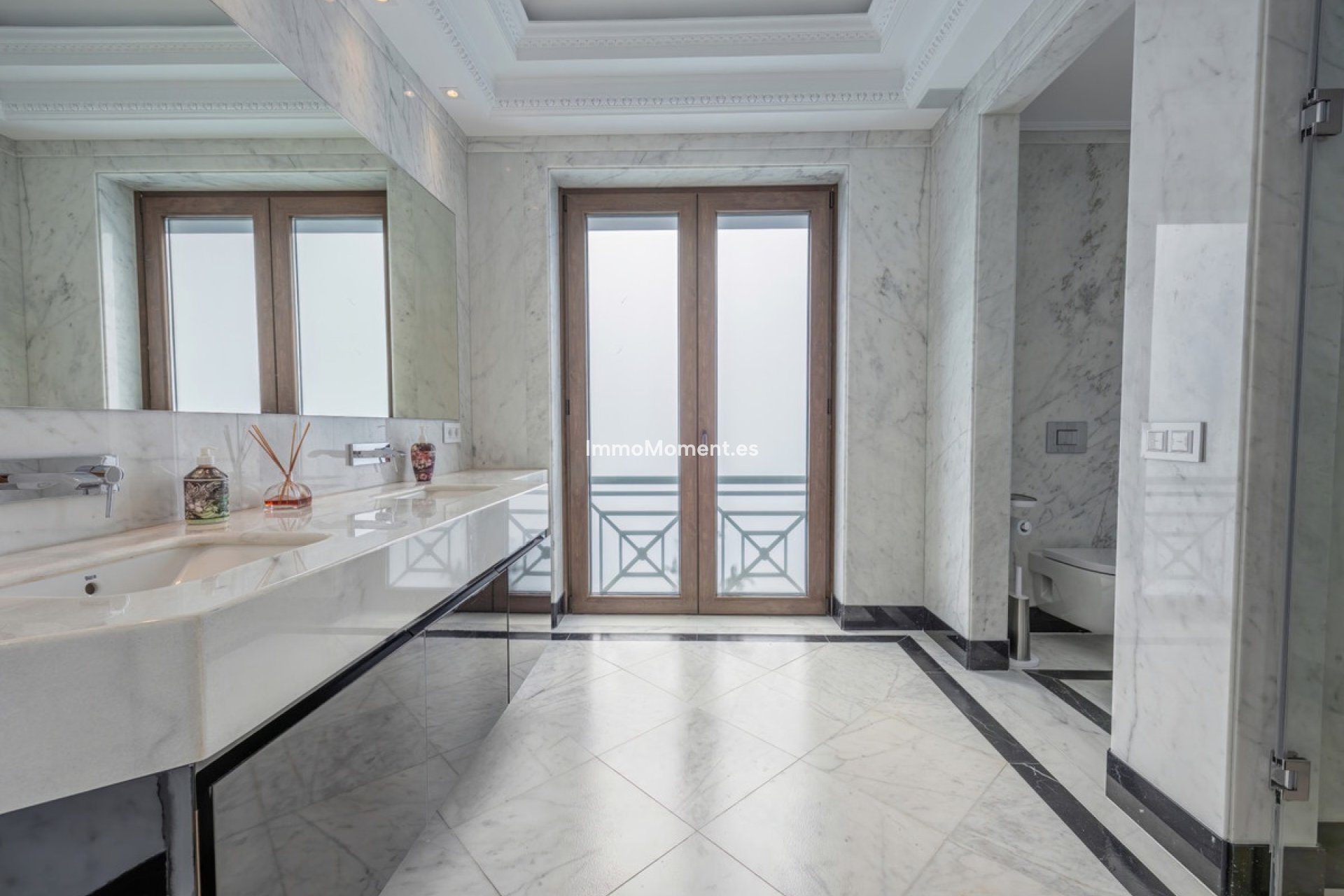 Resale - Detached villa - Marbella - Sierra Blanca
