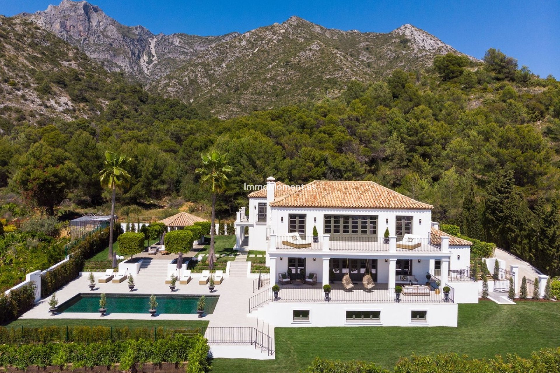 Resale - Detached villa - Marbella - Sierra Blanca