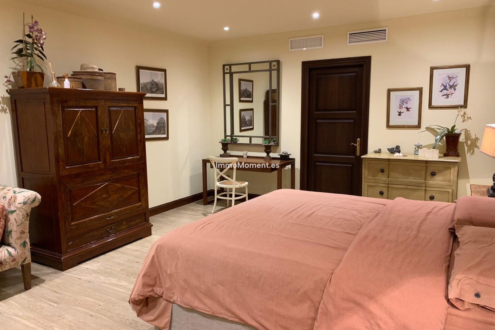 Resale - Detached villa - Marbella - Sierra Blanca