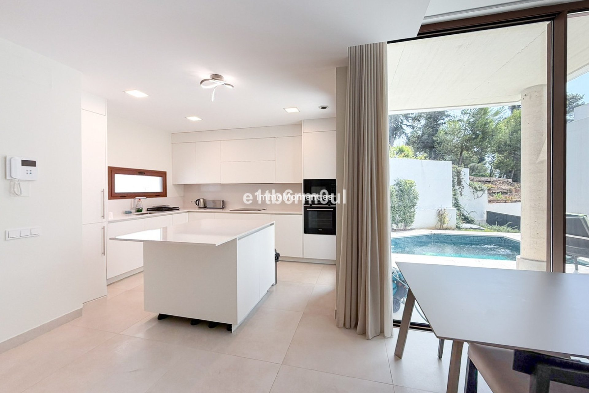 Resale - Detached villa - Marbella - The Golden Mile