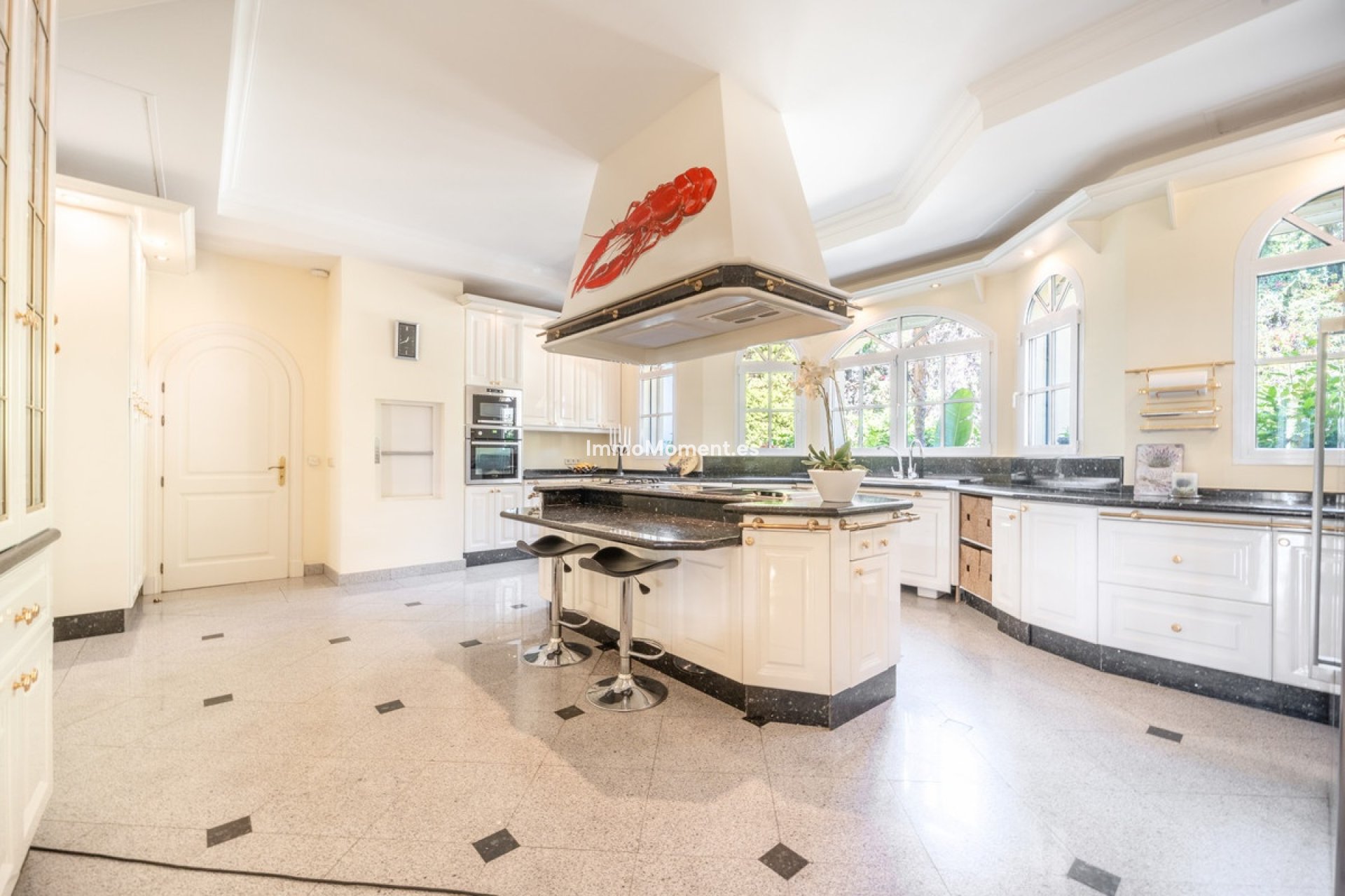 Resale - Detached villa - Marbella - The Golden Mile