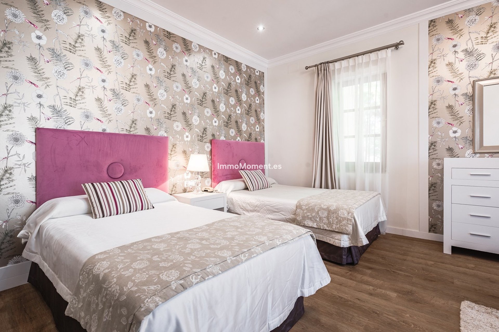 Resale - Detached villa - Marbella - The Golden Mile