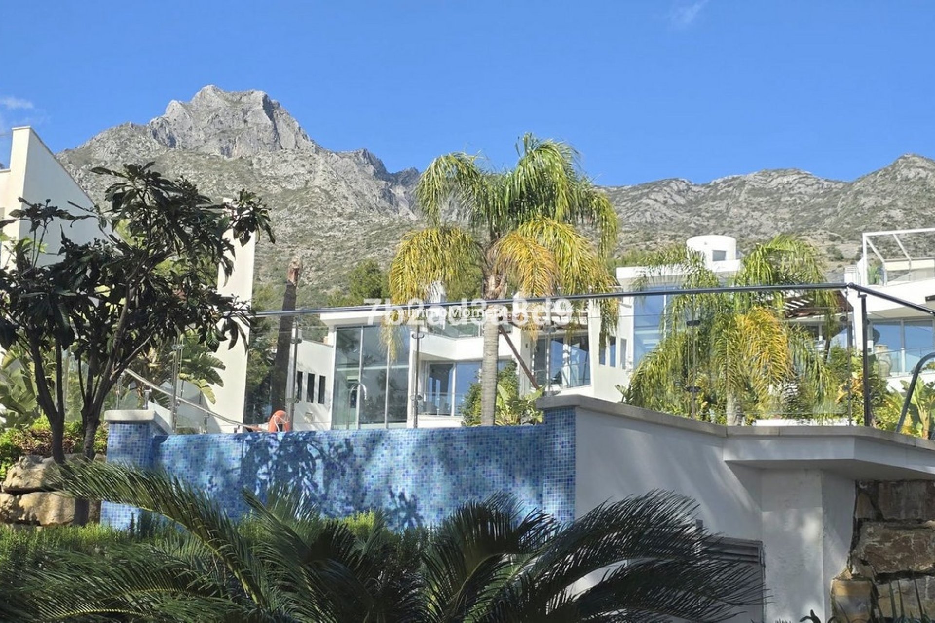 Resale - Detached villa - Marbella - The Golden Mile